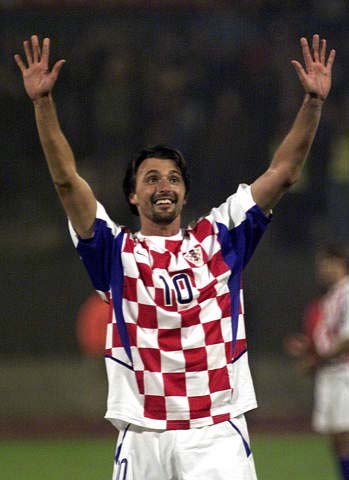 强队会主动 强队会主动