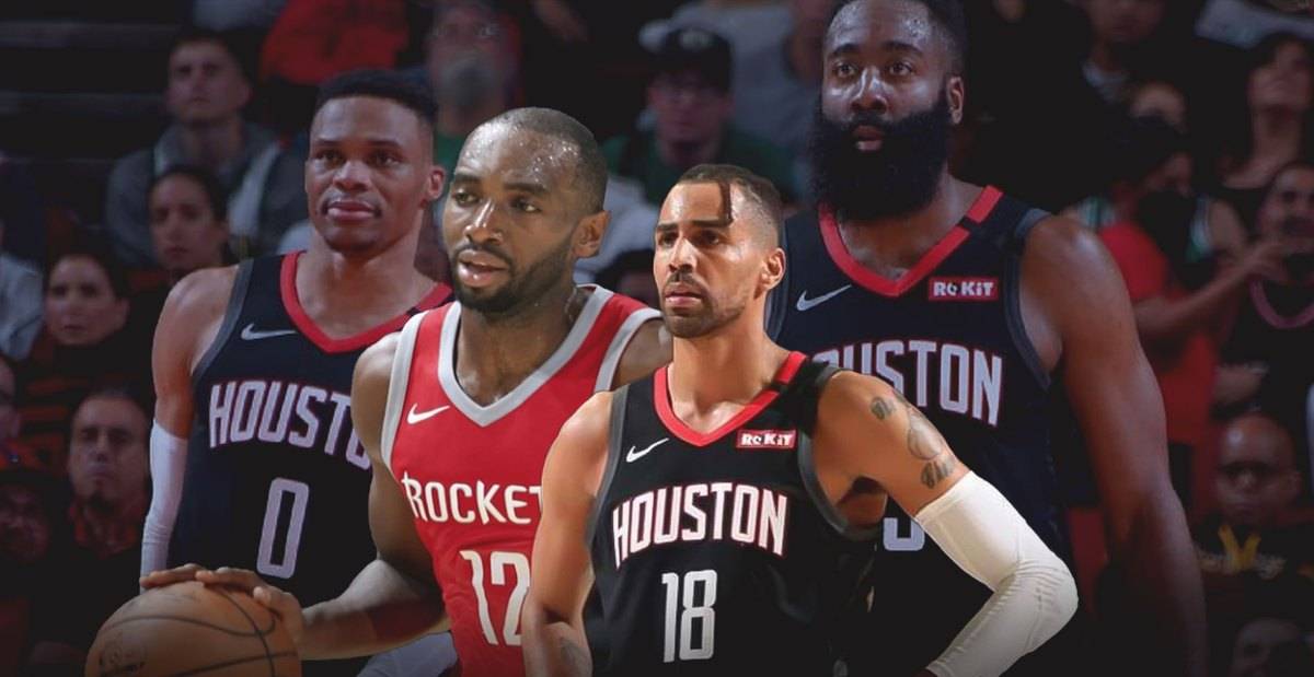 阵容搭配更 阵容搭配更